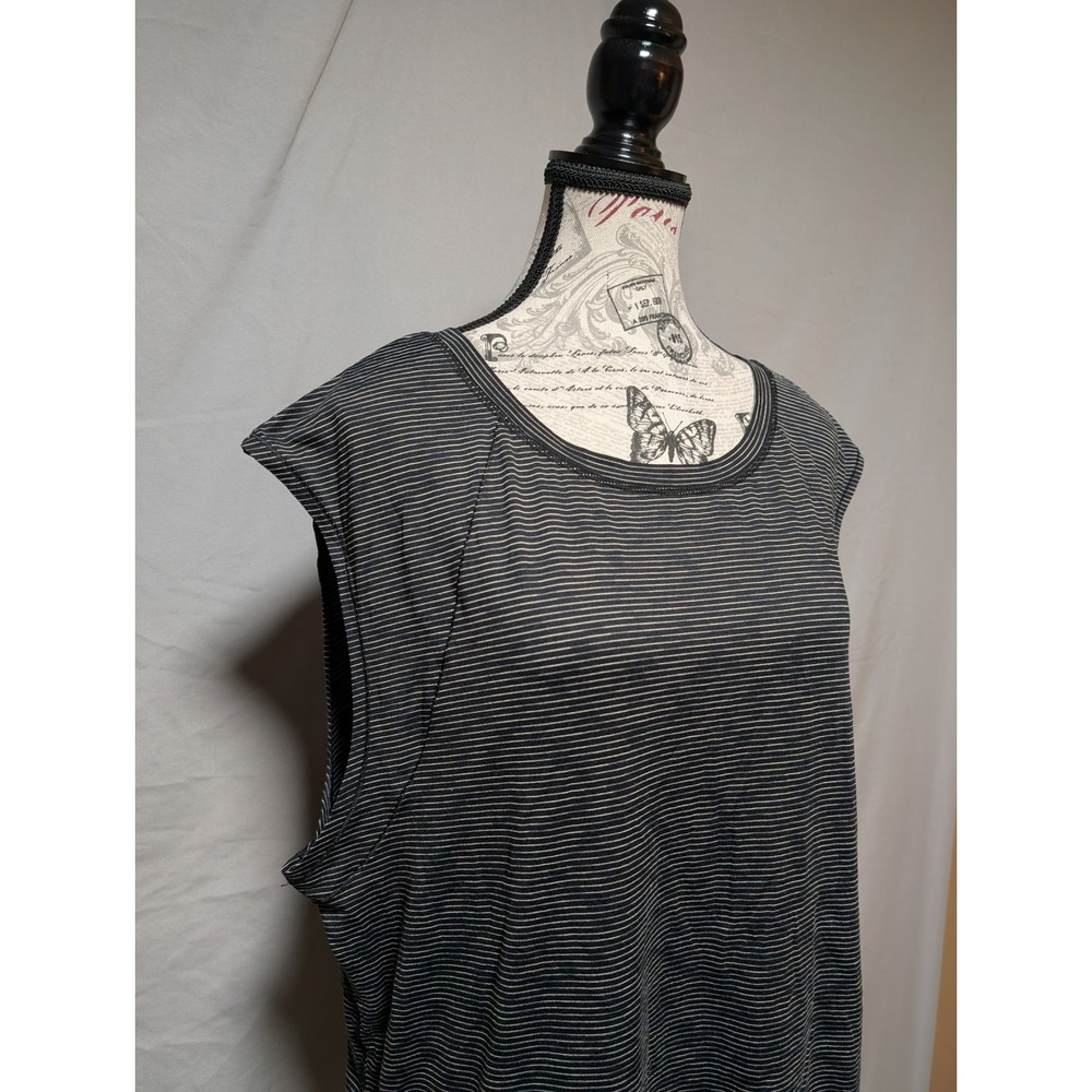 Champion Black White Striped Open Back Active Muscle Tank Top Women's Large - Picture 2 of 6